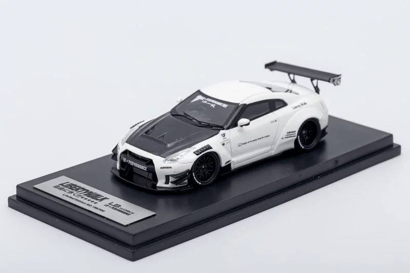 Impossible Perfect 164 LB Nissan R35 GTR White wCarbon Hoods