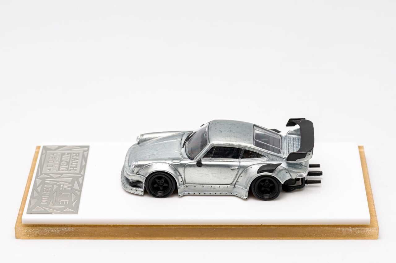 1/64 RWB 930 Polish version