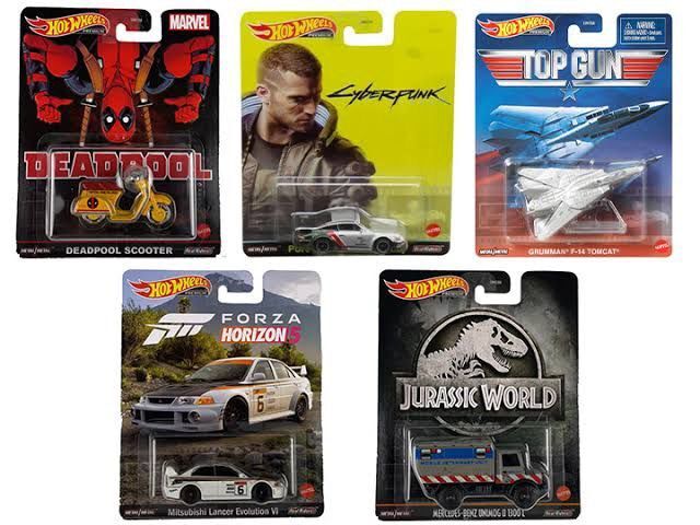 Hot Wheels Gösteri Dünyası Arabaları DMC55