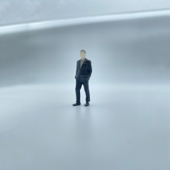 1/64 Ölçekli Resin Boyalı İnsan Figürü