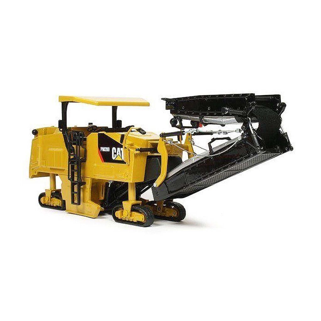 CAT 1:50 PM200 Cold Planer